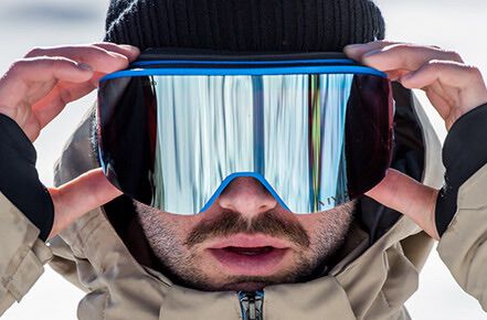 Vivid Lens Technology With Optics By Zeiss&reg;